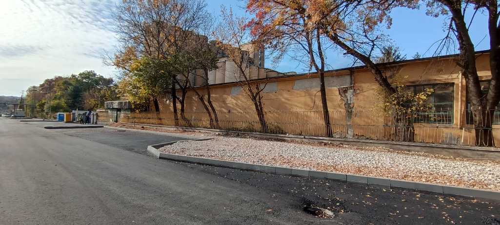 Община Плевен получи 800 000 лева от държавата за ул. Кара Кольо, където вече поставят асфалт